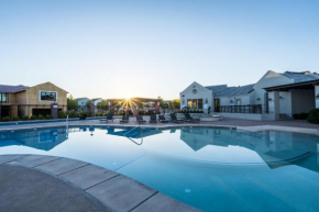 4271 Elm Valley Getaway